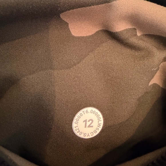 Lululemon Camo Leggings - Picture 3 of 3
